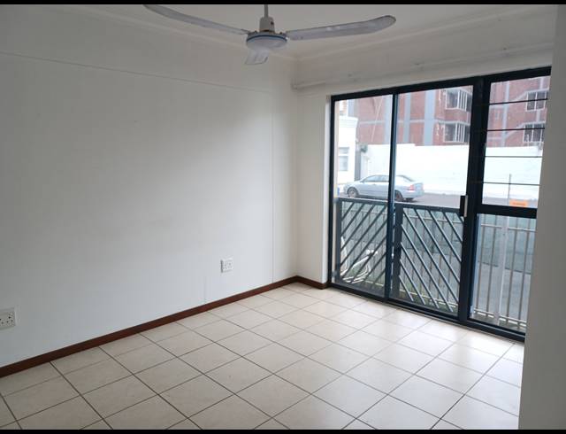2 BEDROOM APARTMENT RENTED IN ESSENWOOD